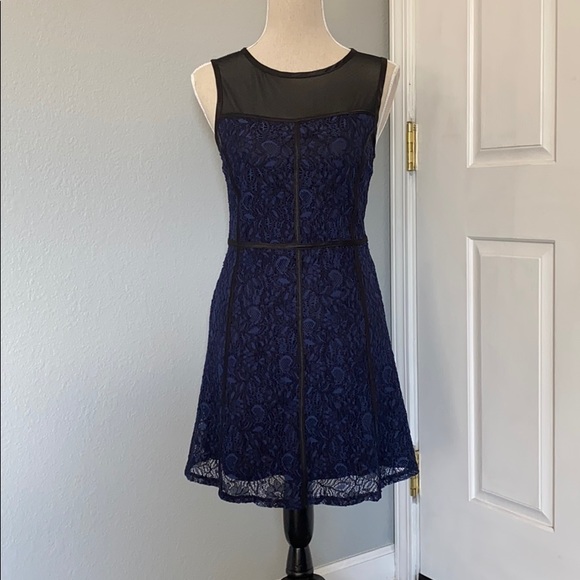 Forever 21 Dresses & Skirts - Black & blue lace dress